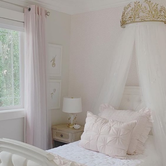 Pottery Barn Kids Monique Lhuillier Cornice (Sheer Panels Only) Brand New In Box - Picture 3 of 5